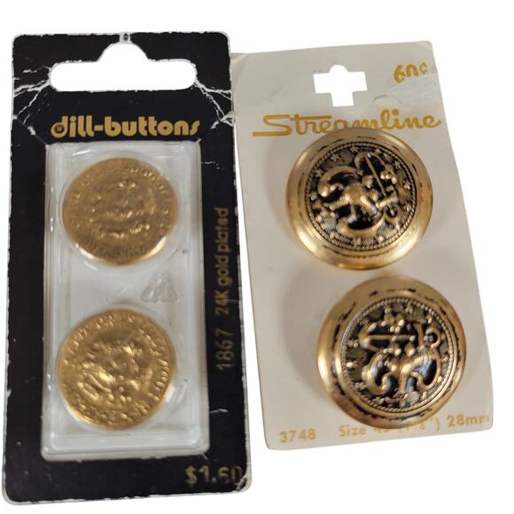 Lot of Vintage Mixed Buttons La Mode, Le Chic, Streamline & More on Cards - Picture 11 of 14